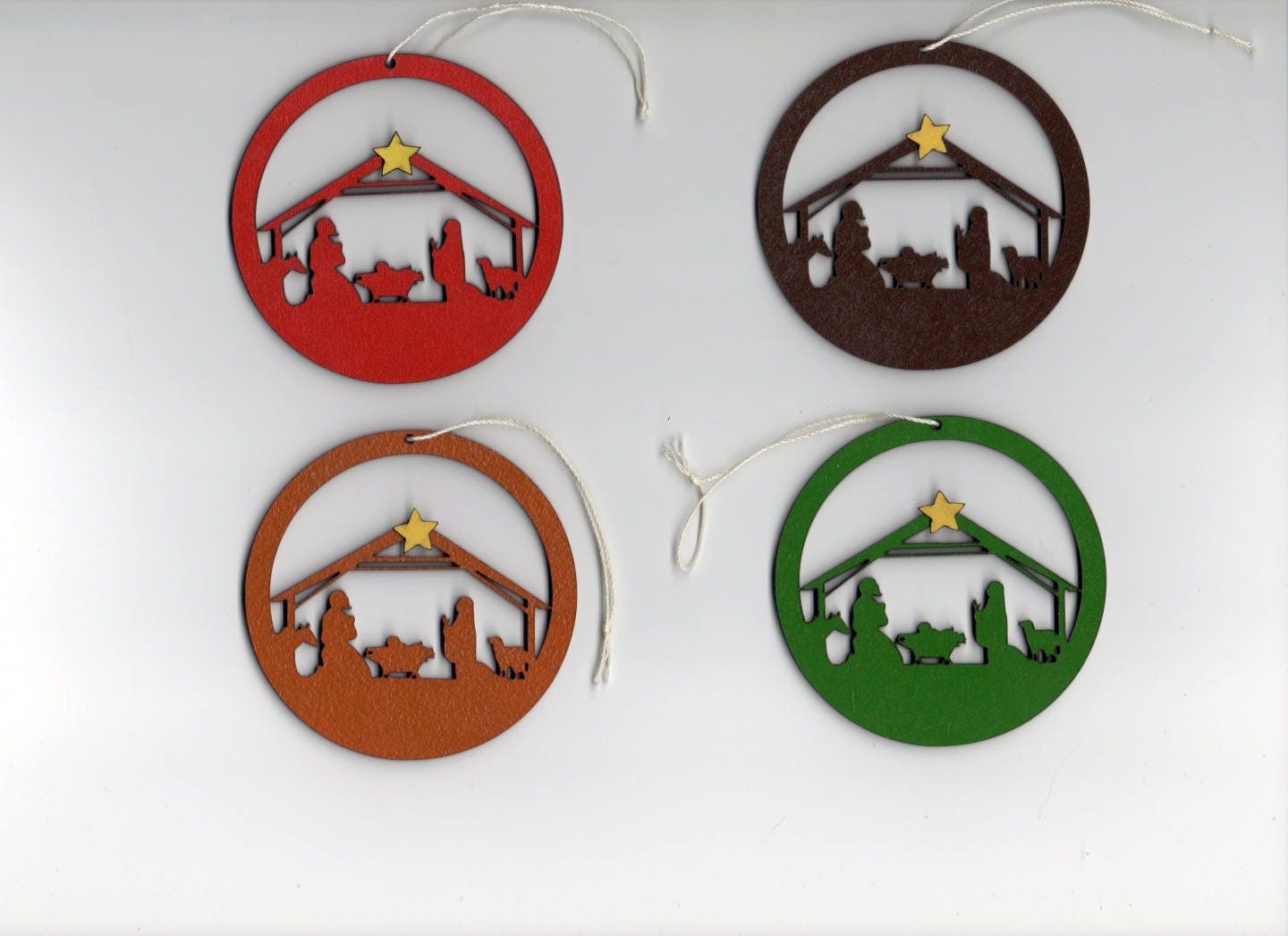 Crèche de Noël à Suspendre, en Bois Découpé