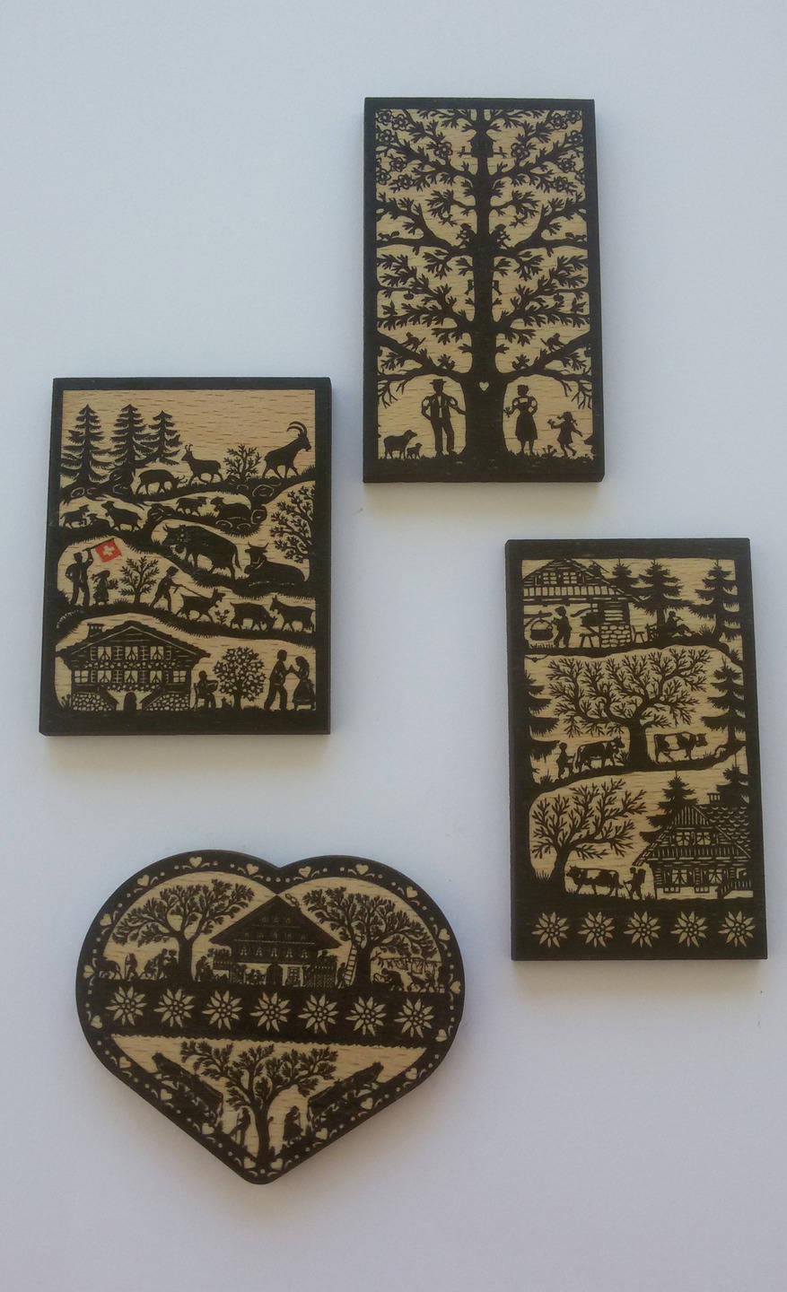 Un Lot de 4 Magnets | Aimants Style Poya, en Bois Découpé