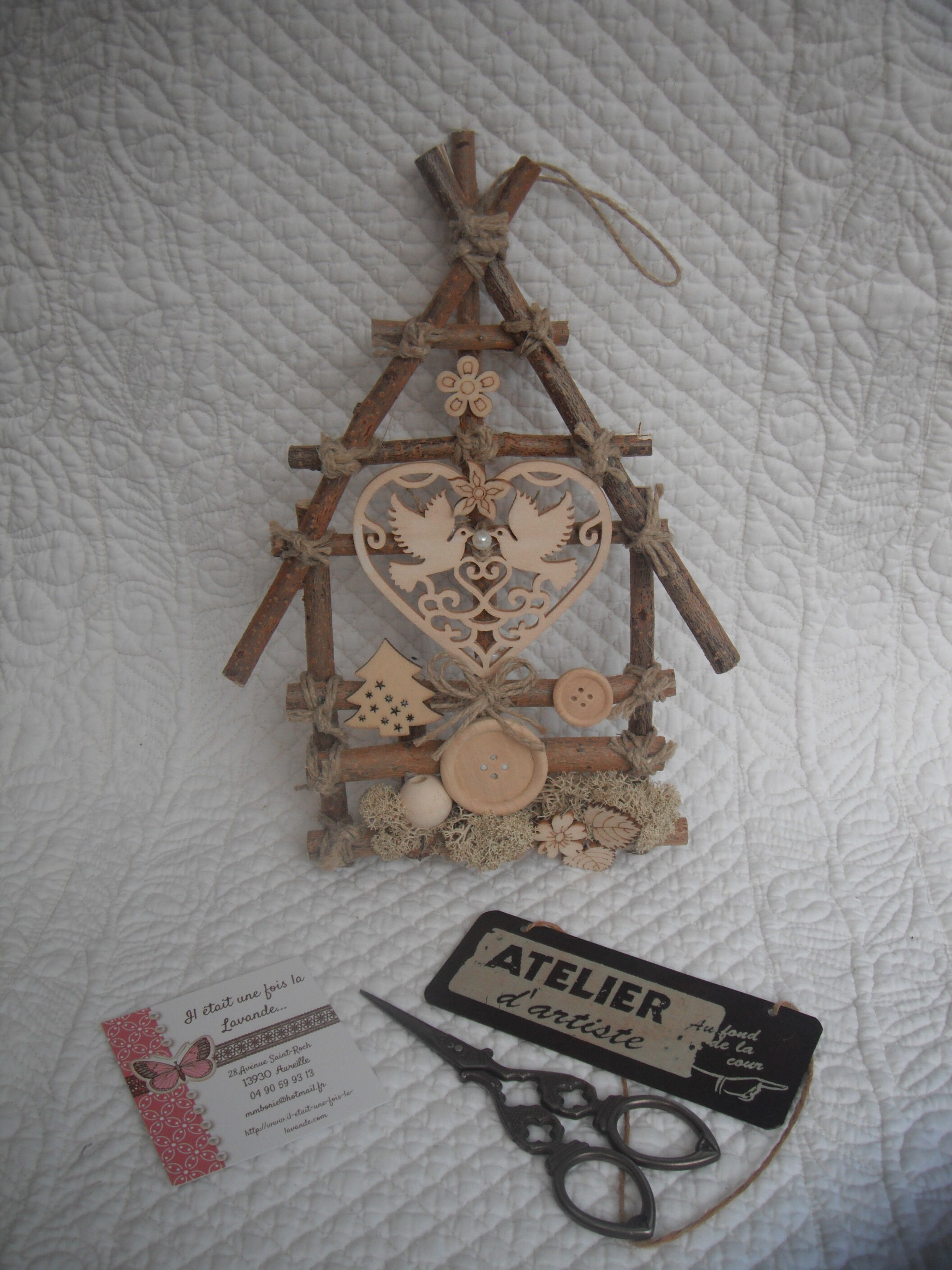 Petite Fenêtre en Branches