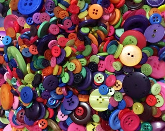 Assortiment de 100 Boutons Taille et Couleur Mixtes Couleur Vifs  / Boutons de Couture / Boutons Scrapbooking / Décoration Customisation