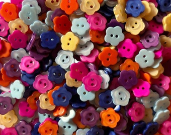 Lot of 150 X Heart or Flower Sewing / Craft Buttons - Mixed Colours