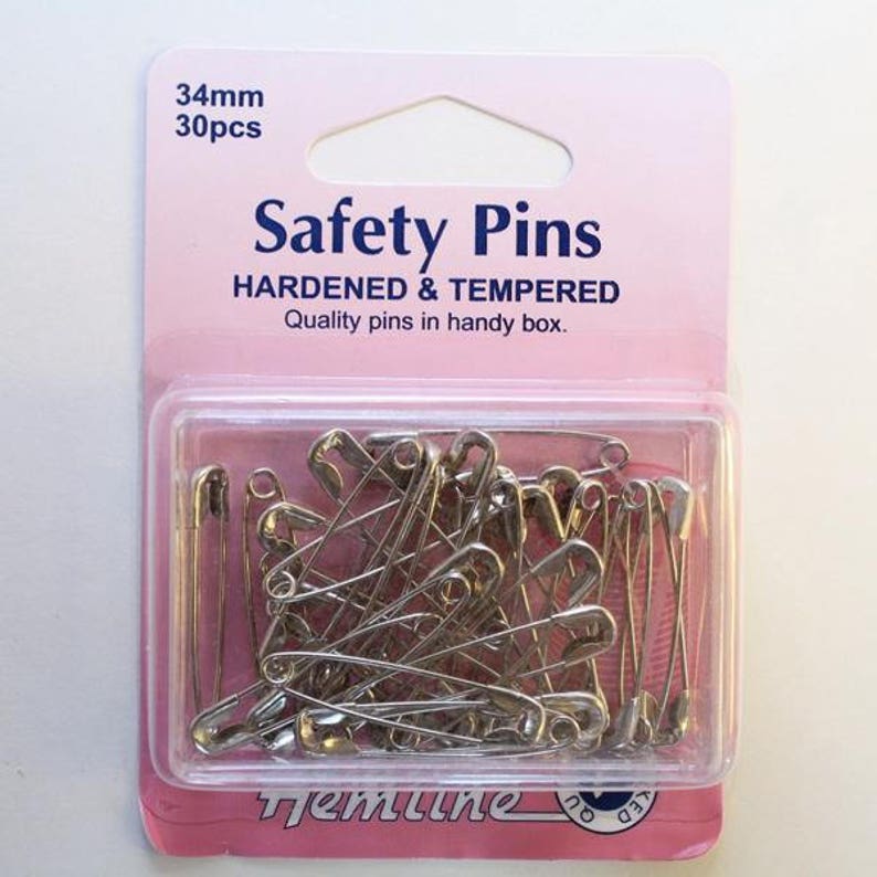 Safety pins 34mm x 30 Hemline Accessory Mercerie Couture image 1