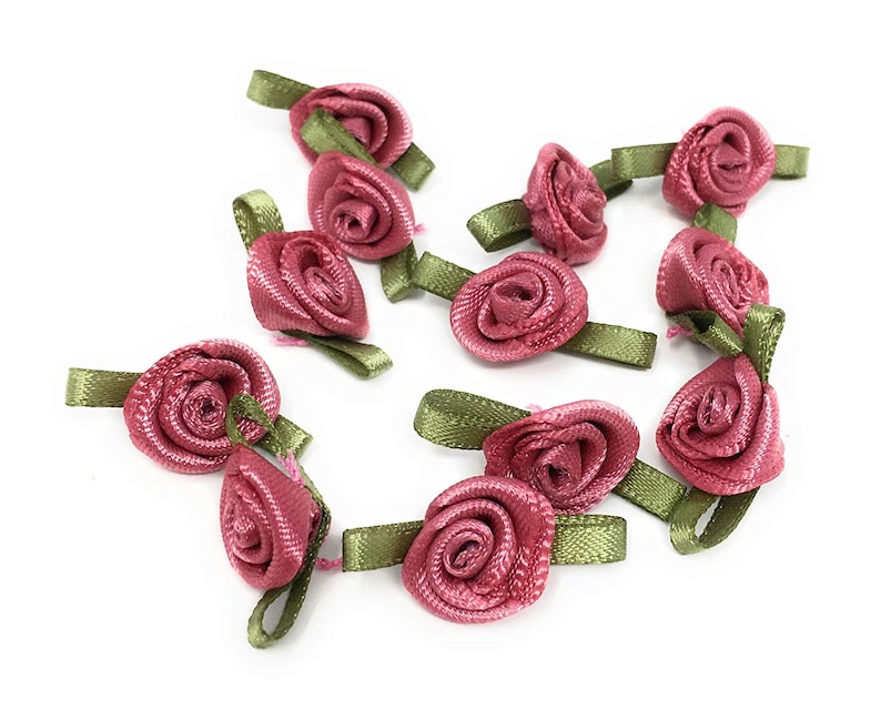 Mini Petites Roses avec Feuilles en Ruban Satin 12mm / Choix de Couleur / Fleurs satin Petites Roses Tissu Décoration Mariage Vieux Rose