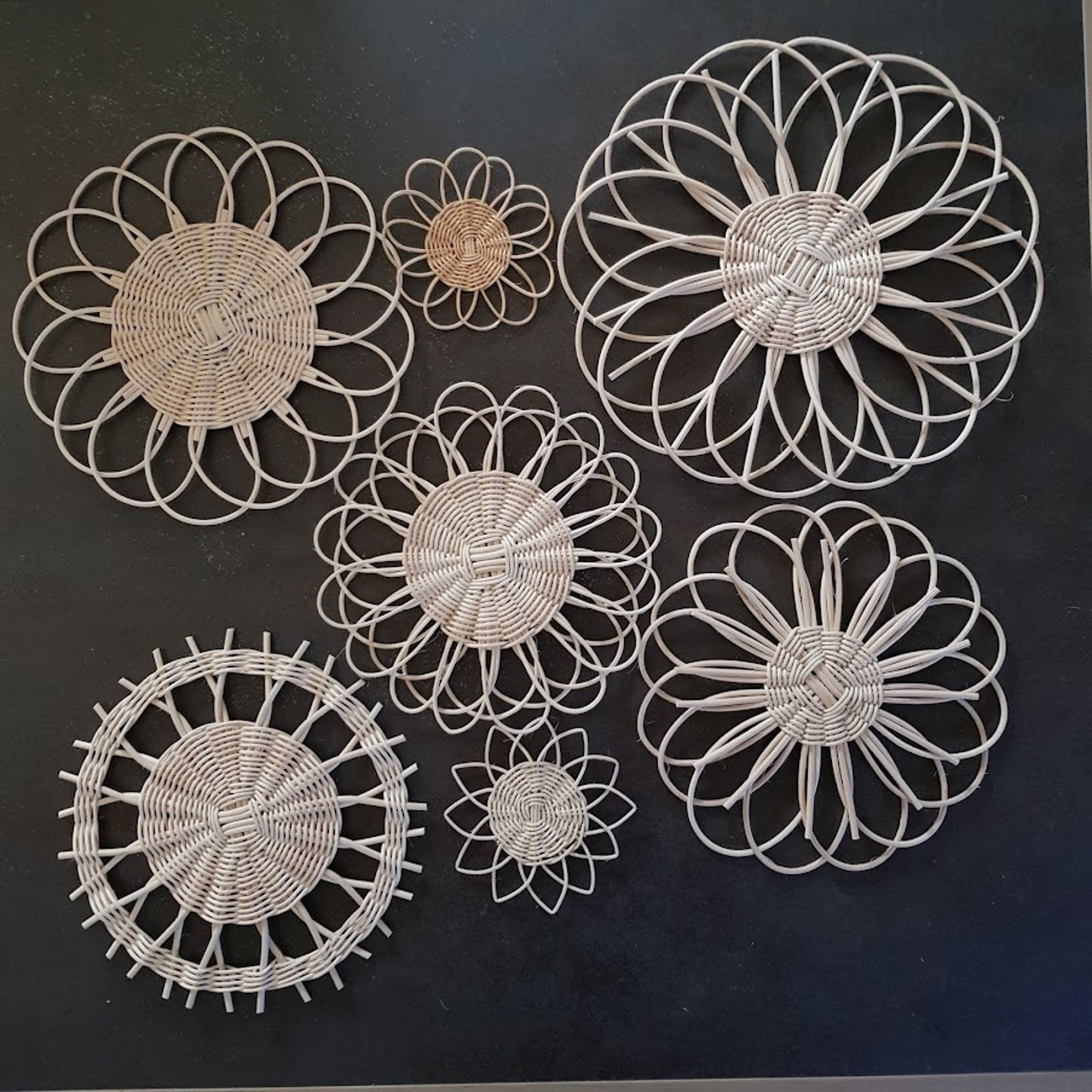 Décorations Murales Rondes en Rotin Naturel Écru - Fait Main