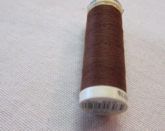 Sewing thread Brown n 650 Gütermann 100% polyester