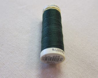 Green thread n 456 Gütermann 100% polyester