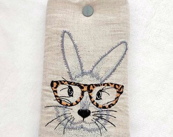 Etui à lunettes , pochette pour lunettes , en tissu et molletonné, brodé motif lapin