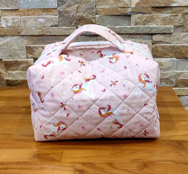 Quilted toiletry bag, vanity case style, unicorn horse pattern image 3