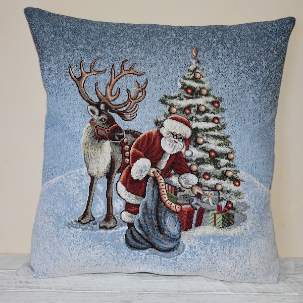 Mon coussin Père Noël et son renne, le soir de Noël