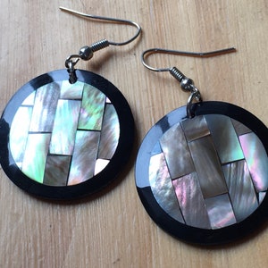 Abalone mother-of-pearl earrings, art deco, iridescent magic mirror, shell, paua shell earrings, aretes concha nácar madreperla, snow white