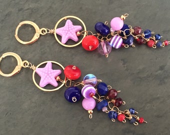 Boucles d’oreilles,grenat,étoile de mer,rouge corail mauve bleu roi,sirène grappe,été,plage,cluster earrings,cadeau fête mère,upcyclé