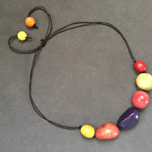 Collier tagua choker,automne,minimaliste,graines d’açaí,ras-du-cou,mi-long,rouge violet orange,54cm,ivoire végétal,corozo bombona camajuro