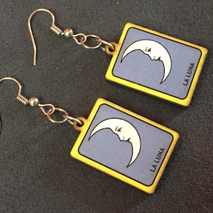 Earrings,Lotería Mexicana,la Luna,día de muertos,Mexico Mexico lottery game,rectangle wooden vignette,moon frame portrait