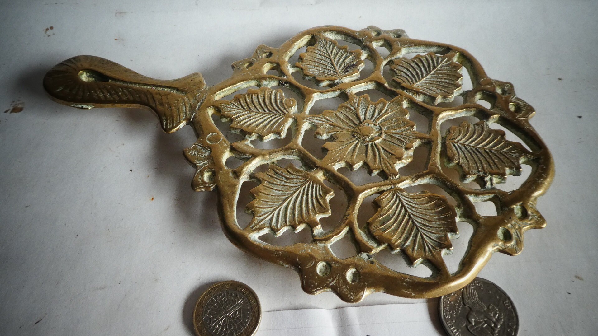 2868 Dessous de Plat Laiton