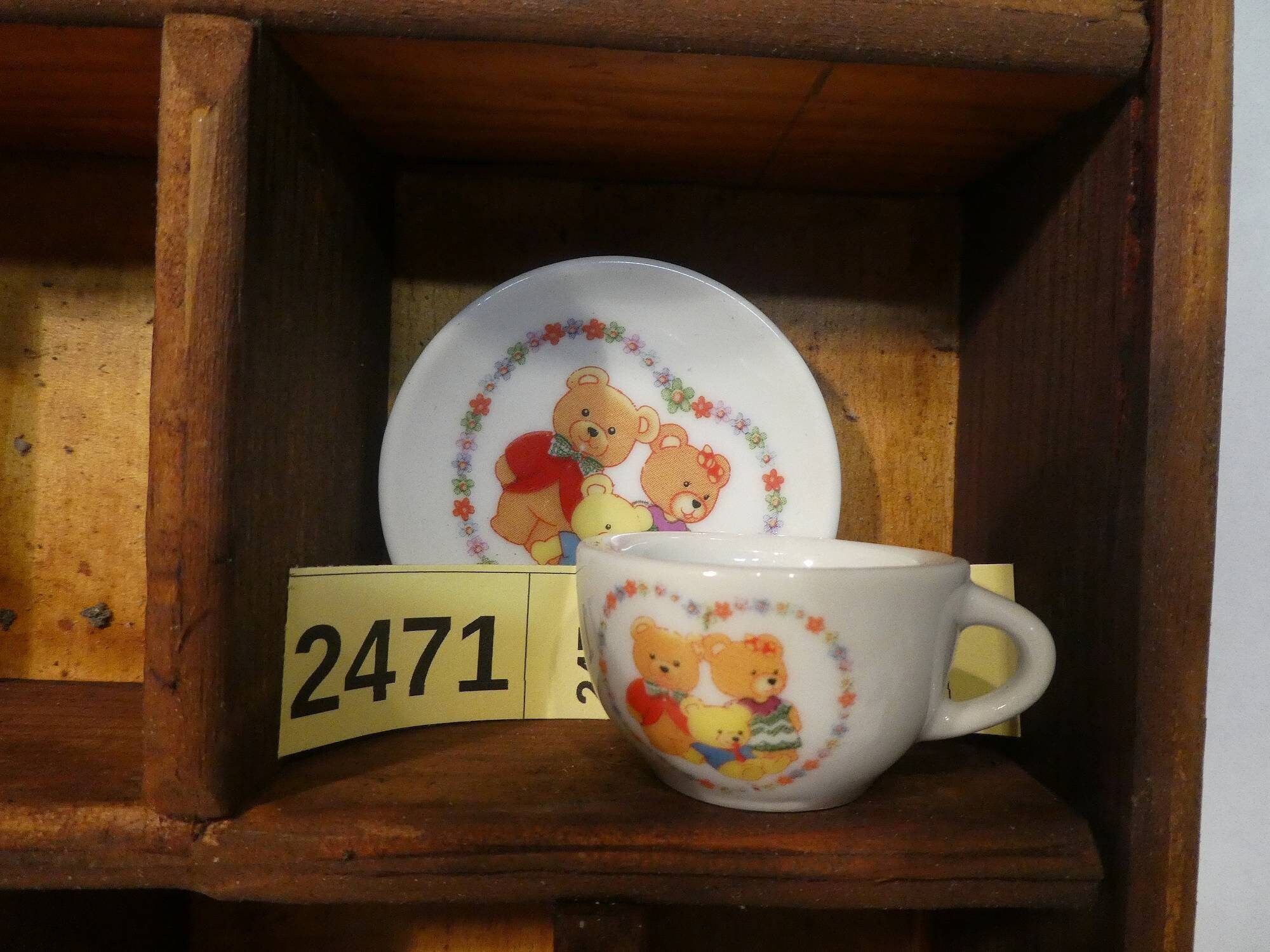 Objets de Box Ref 2471, 2472, 2473, 2474, 2476, 2658.