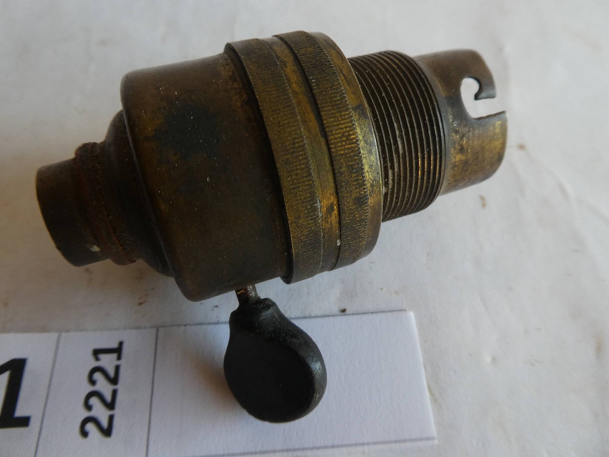 Douille Métal avec Interrupteur Ref 2221