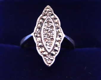 Art Deco 925 Silver Marquise Shaped Marcasite Set Ring UK Size N