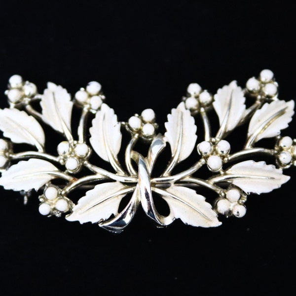 Vintage Jewelcraft Cream Enamel Decorative Leaf & Berry Brooch - Signed