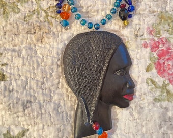 Rare vintage necklace with ethnic ebony sculpture