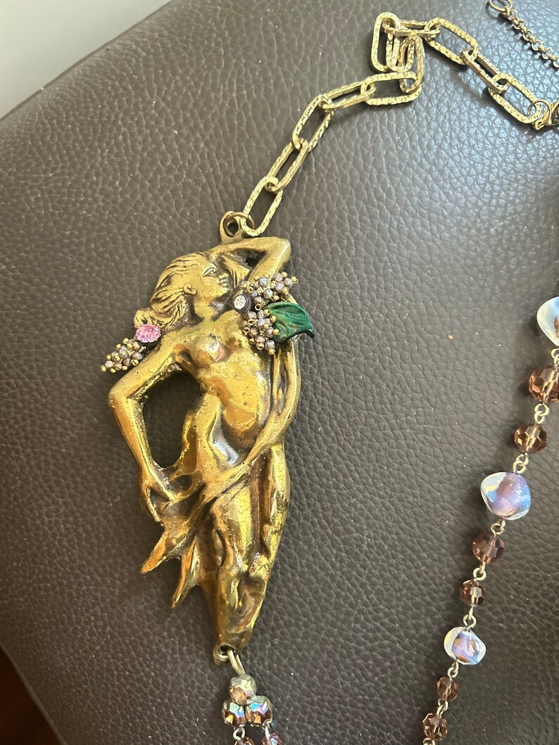 Collier vintage décalé art nouveau la sirène image 2