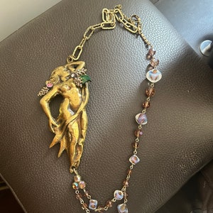 Collier vintage décalé art nouveau la sirène image 4