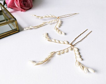 2x beaded hairpins: Hair jewelry wedding in gold