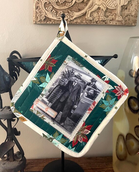 Classic Holiday Vintage-Inspired Quilted Hot Pad/Pot Holder/Trivet - Decorative & Heat Reflective - Design Printed on Recycled Fabric - HP19