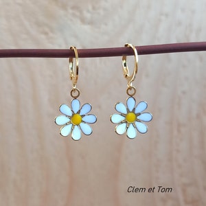 Daisy earrings, daisy, flowers, daisy earrings, gold and enamel, stainless steel
