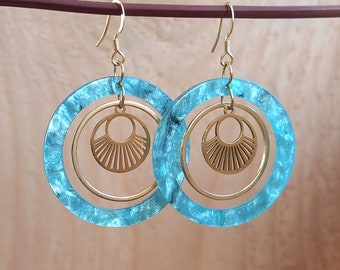 Cellulose acetate hoop earrings, hoop earrings, glittery blue/grey, sunburst, stainless gold steel.