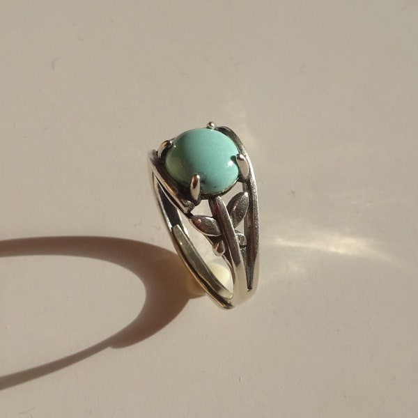 Bague turquoise bleu, en argent massif , taille unique