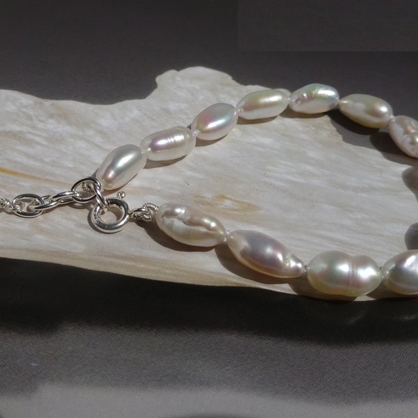 Keshi pearl bracelet, freshwater cultured pearls, baroque shaped pearl, pearly white pearl, customizable length