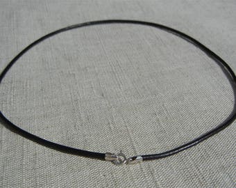 Black or brown leather necklace for pendant