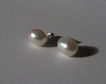 Freshwater cultured pearl earrings, baroque shape