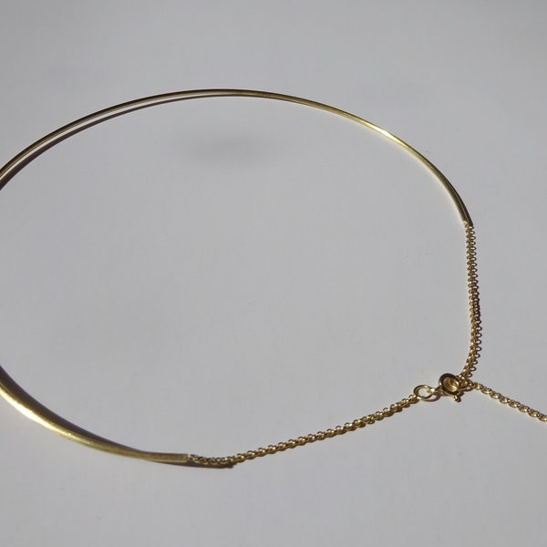 Collier torque ras du cou, fil plein épaisseur 1,5 mm, longueur réglable 40Cm et 43Cm, vermeil effet brossé