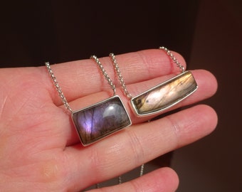 Collier labradorite en argent massif 925, Longueur réglable entre 41cm et 46Cm , pièce unique à choisir !