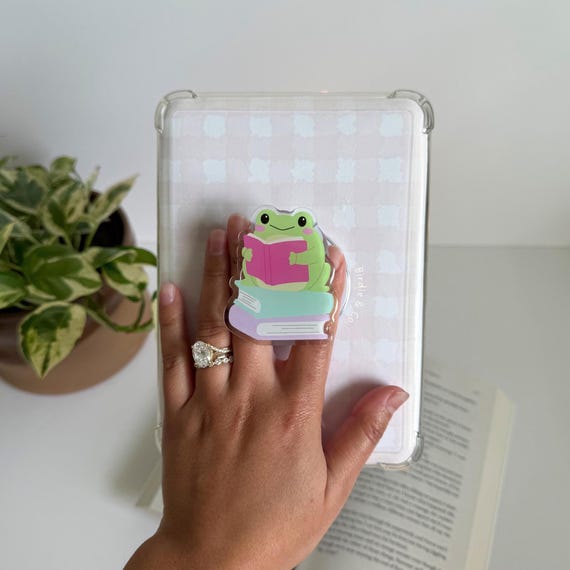 Reading Frog Magnetic Kindle Grip, Frog MagSafe Kindle Grip, Magnetic Kindle Holder, Kindle Accessories, Bookish Gifts for her