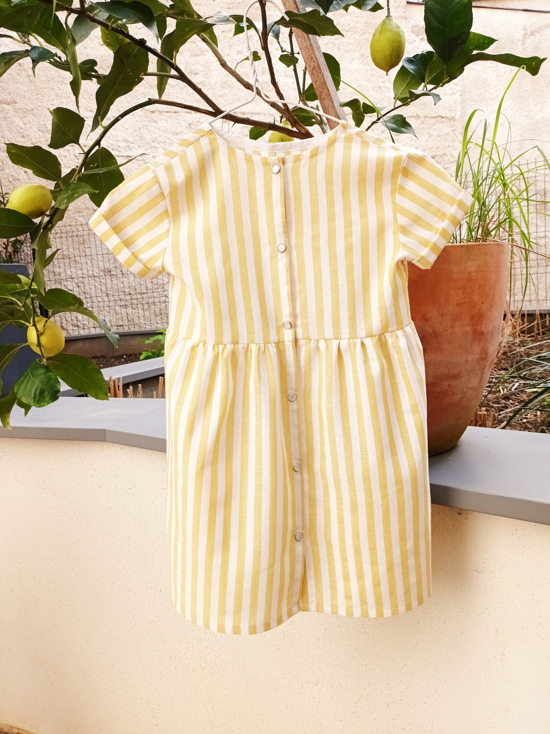 Robe D'été Rayée Multicolore Pour Fille - 5-6 Ans - Parfaite Pour L'été !