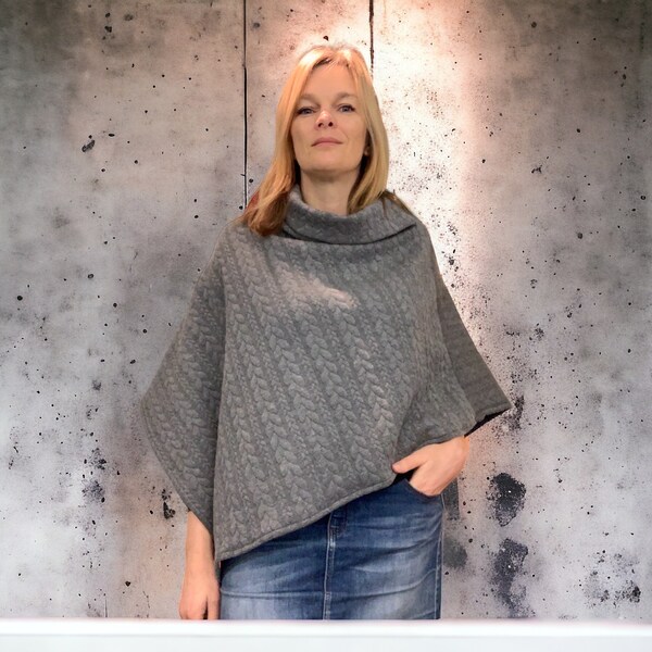 Poncho torsades, coupe asymétrique, adulte