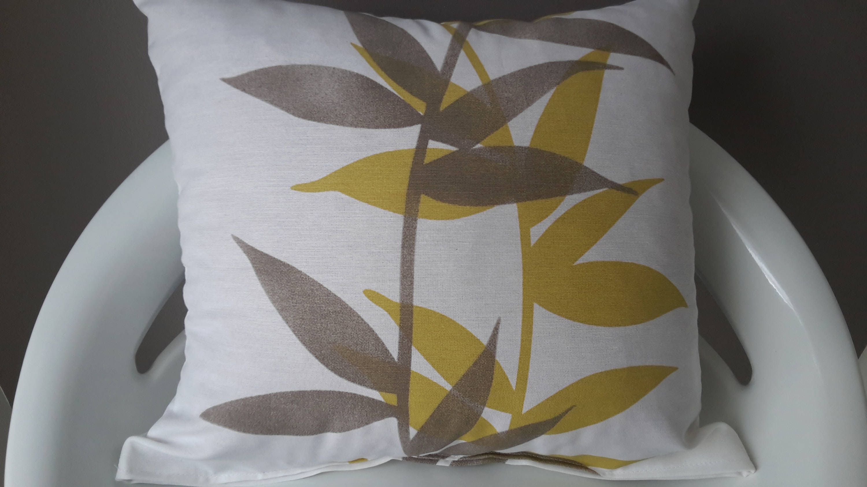 Housse de Coussin Motifs Feuillage 40x40cm