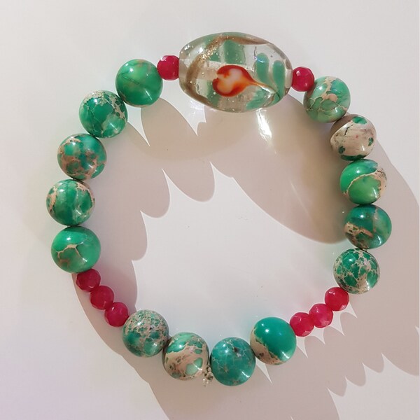 Bracelet en perles naturelles Gemmes, rubis, perle de verre