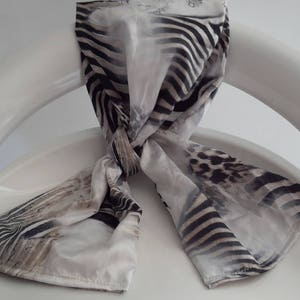 SAFARI satin scarf 100x17 cm image 1