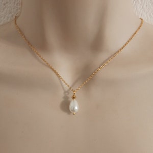 Collier chaine mariage goutte nacrée, collier mariage chaine blanc ivoire, cadeau demoiselle d'honneur, collier témoin,collier perle acier image 2