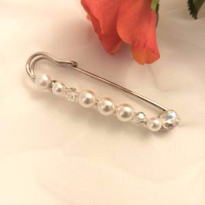 Pearl and crystal train attachment - White train attachment for wedding dress, pearl wedding brooch, wedding dress
