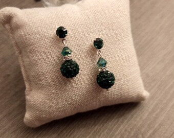 Boucles d'oreilles pendantes vert émeraude puces cristal cadeau femme bijoux de mariée