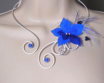 Collier mariage fleur en soie - Collection Les Elégantes Tiphaine - collier de mariage fleur bleu, collier mariée aluminium, bijoux  mariage
