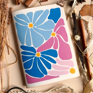 Quaderno illustrato con decori hippie fatto a mano in carta riciclata, quaderno vintage artigianale ecosostenibile, regalo per lei