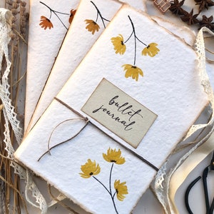 Bullet journal artigianale dipinto a mano, bullet journal con carta fatta a mano, quaderno fatto a mano in carta riciclata, regalo per lei