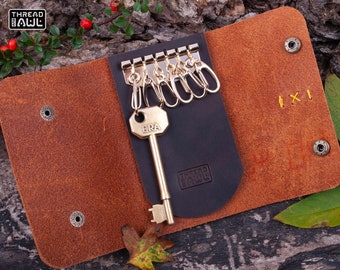 Brown leather key pouch handmade organiser holds up to 6 keys. Veg tanned leather key case.