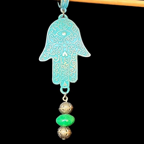 Pendentif main de fatma,métal bronze patiné,agate verte