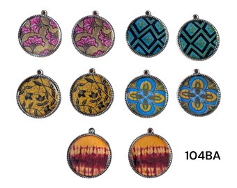 Lot of cabochon pendants with wax fabric pattern, Africa, cabochon 2.5 cm